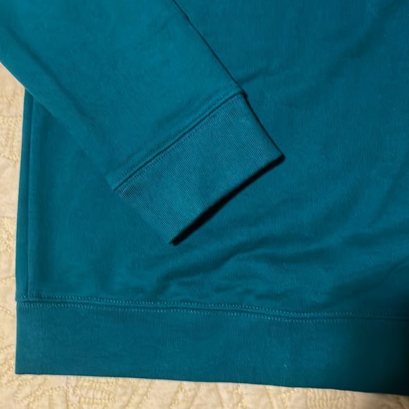 Green Adidas sweatshirt - Picture 4 of 4